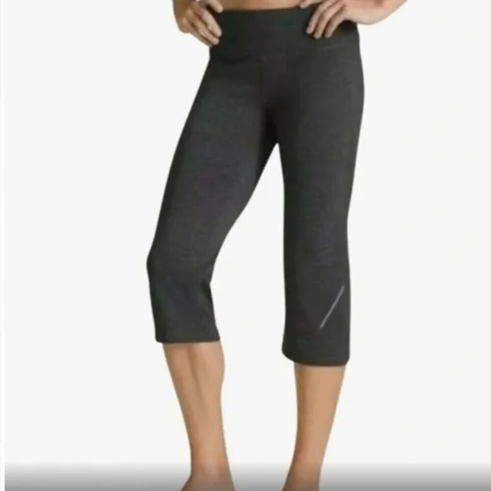 Athleta Women's Size XS Power Kick Capri Dark Gray Wide Leg Cropped Yoga Pants